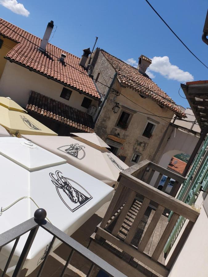 Smartno Apartmaji Sobe Josko Apartment Екстериор снимка
