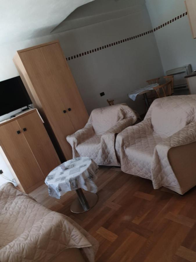 Smartno Apartmaji Sobe Josko Apartment Екстериор снимка
