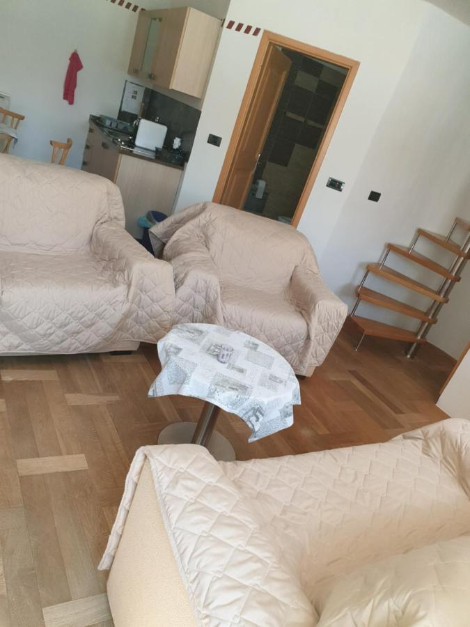 Smartno Apartmaji Sobe Josko Apartment Екстериор снимка