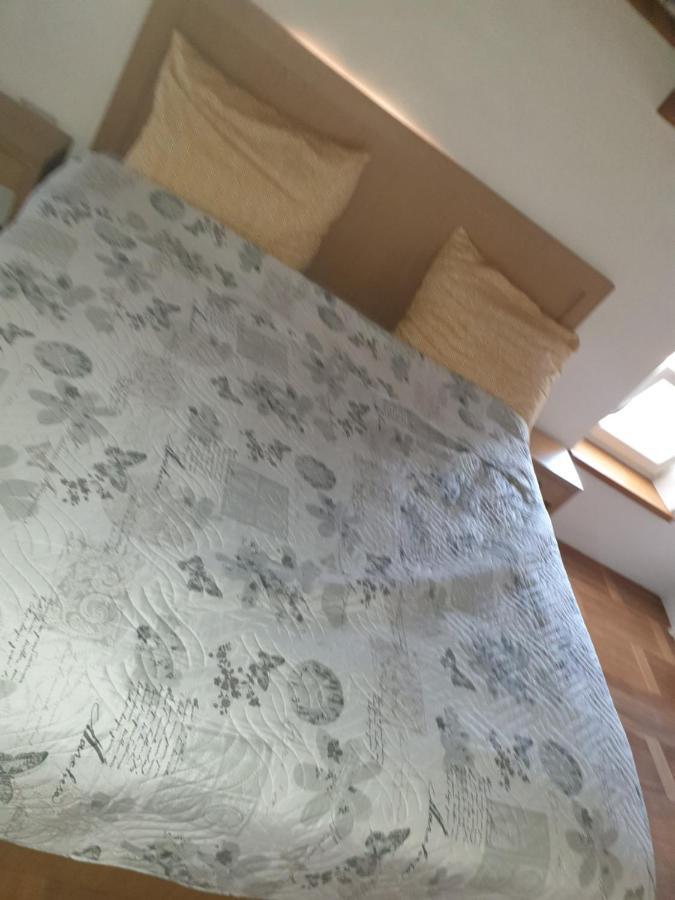 Smartno Apartmaji Sobe Josko Apartment Екстериор снимка